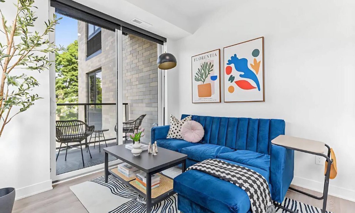 Kingfield Apartment | Chic 1-Bedroom Urban Retreat with WiFi and Fitness Center in Vibrant Kingfield