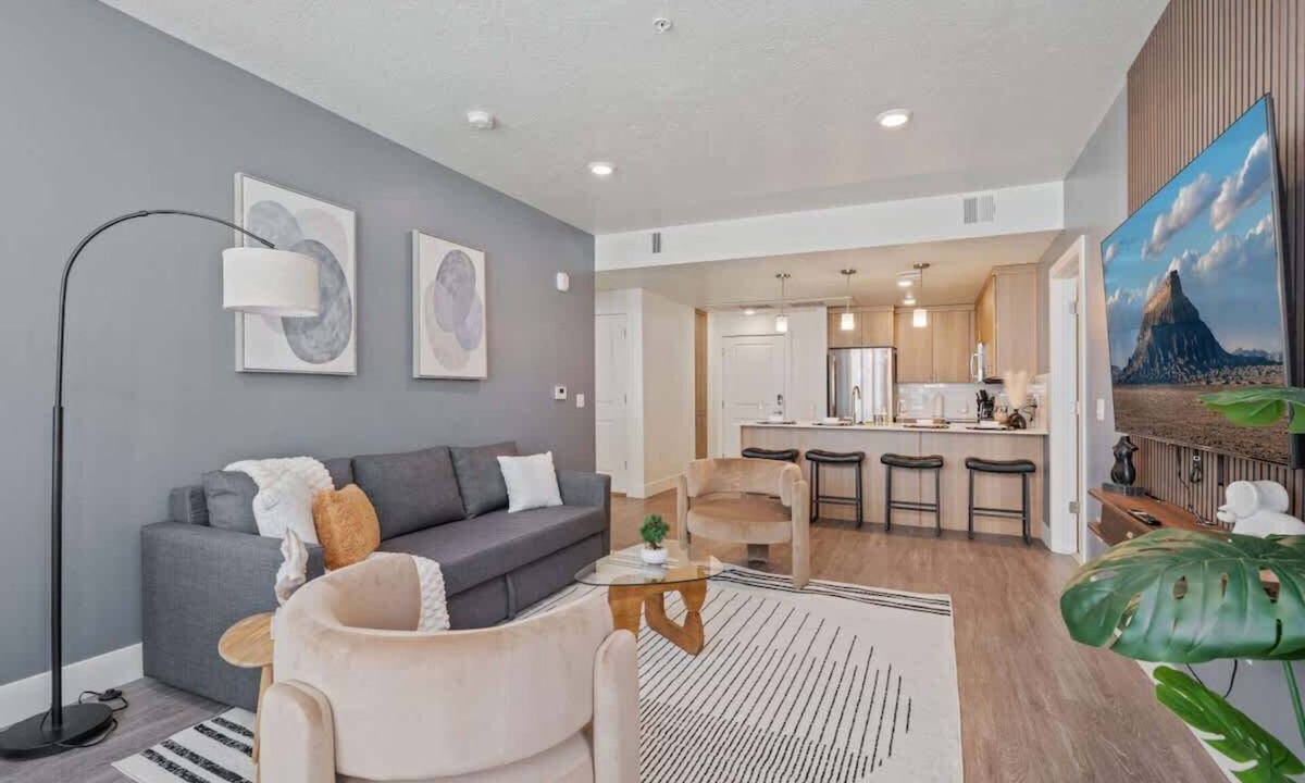 Downtown Salt Lake City Apartment | Chic 2-Bed, 2-Bath Apartment near Temple Square