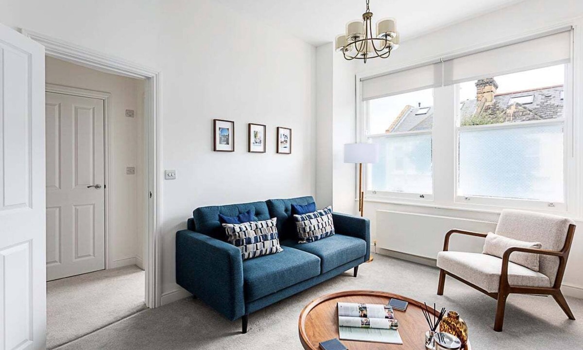 Thornton Apartment | Chic 2-Bed Flat in Leafy Clapham South