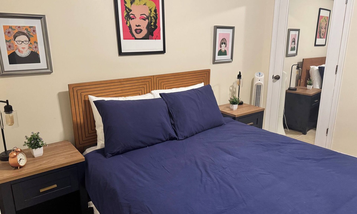 Columbia Heights House | Chic 2-bedroom townhome with WiFi and AC in vibrant Columbia Heights in DC