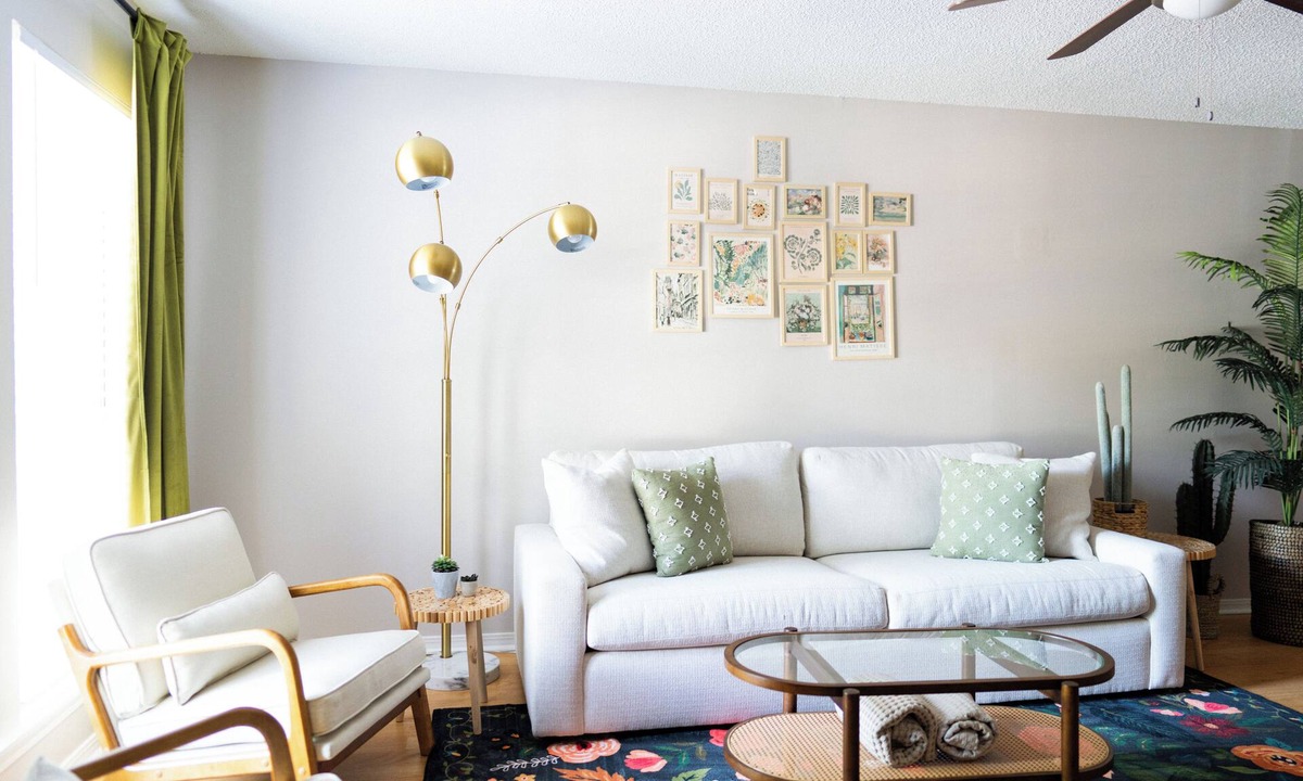 Mobile Apartment | Chic 2BR Stay | Downtown + Pets Allowed