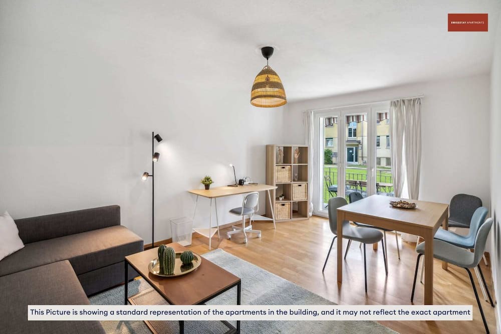 Center Apartment | Chic and Cozy: 2-Bedroom Bliss in Zurich