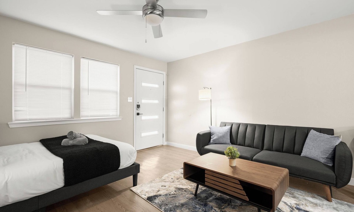 Allandale Apartment | Chic and Cozy Loft near Q2 Stadium & North ATX