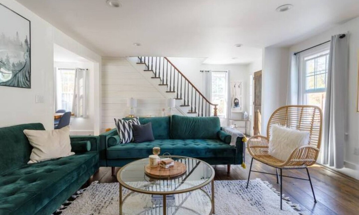 Saugerties House | Chic and eclectic retreat at Woodstock/Saugerties!