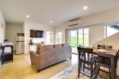 Everett House | Chic and Modern Snohomish Hideaway on a Working Farm