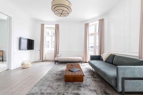 Nyhavn - Amalienborg Apartment | Chic Apartment in Vibrant Area by Copenhagen Canals