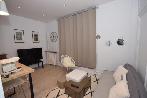 Valenciennes Apartment | CHIC APPART DESIGN - HYPER CENTRE - TRAMWAY - FREE WIFI - leRelaisdOdile12