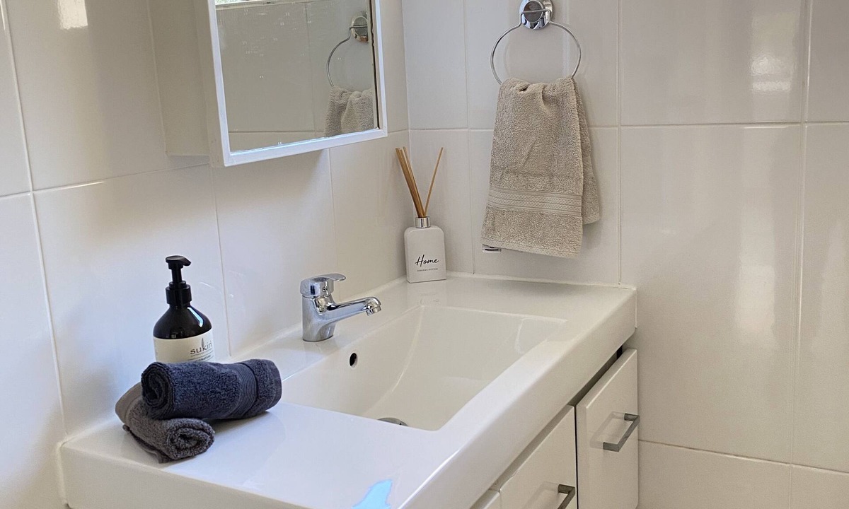 Port Macquarie Apartment | Chic Beach Central Apartment