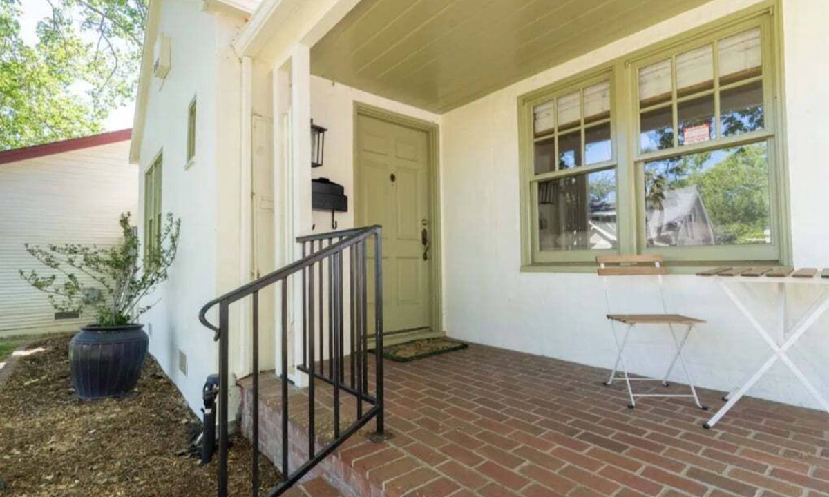 Land Park House | Chic Boho Bungalow in Land Park!