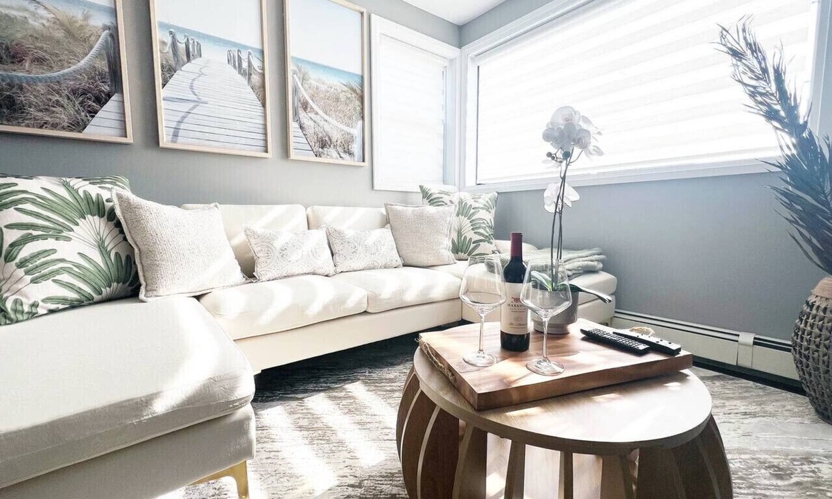 South London Apartment | Chic Boho Retreat | Minutes from Downtown London