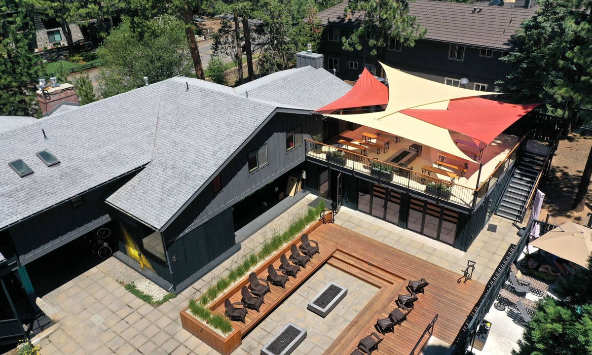 Lakeside Park Hotel | Chic Comfort in Tahoe - Near Beaches & Mountain Views