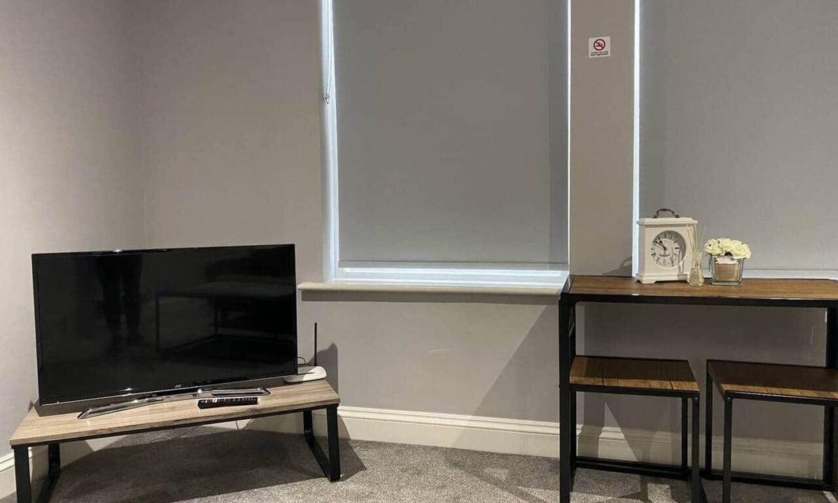 Maidstone Apartment | Chic Maidstone Getaway