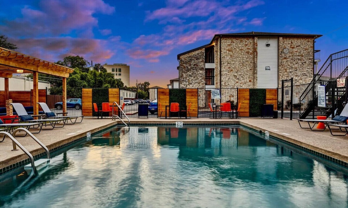 Brentwood Apartment | Chic Meets Comfort: 1BR Austin Apt Near Downtown