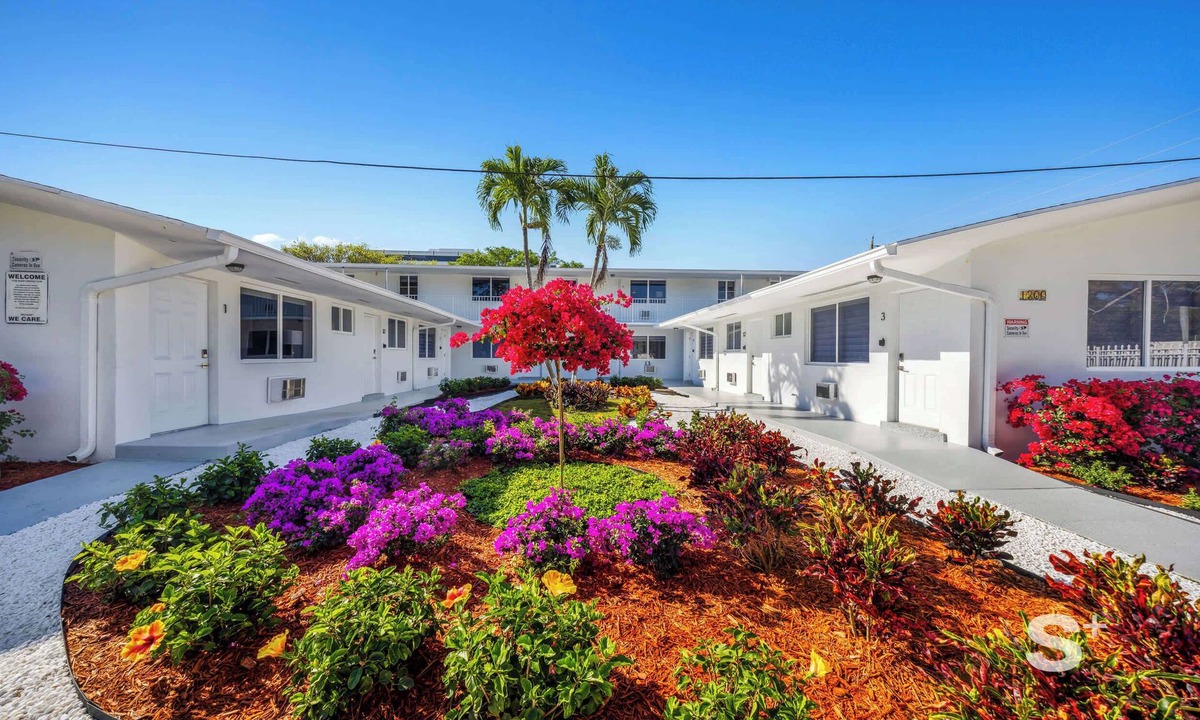 North Miami Apartment | Chic Miami Studio | Gym, BBQ, Free Parking
