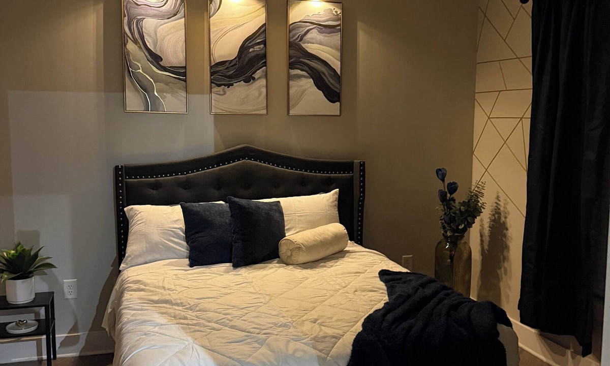Westside Apartment | Chic Midtown Getaway Steps from Everything ATL