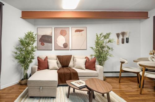 Brooklyn Heights Apartment | Chic Modern Unit in NYC