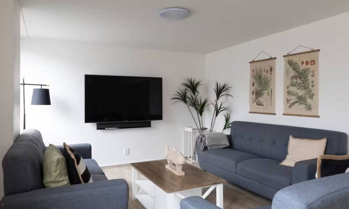 Mission Bay Apartment | Chic on the Beach | Full Kitchen, Free Parking