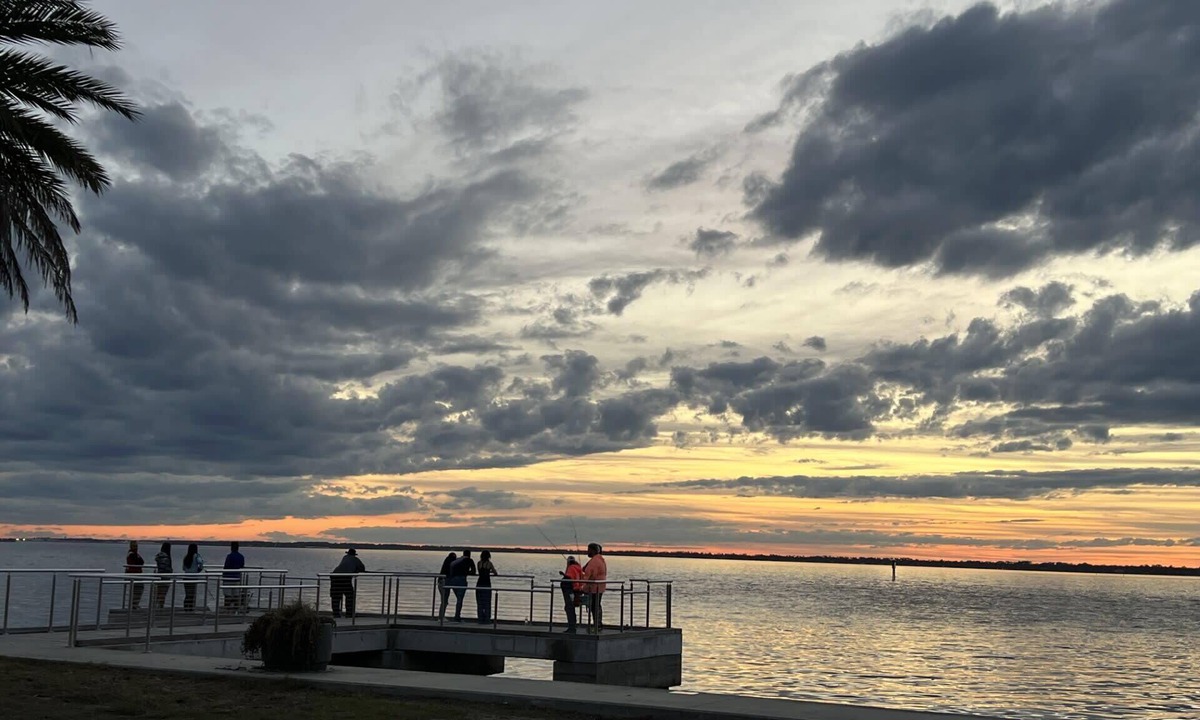 Southbank Apartment | Chic Riverfront apartment in downtown San Marco