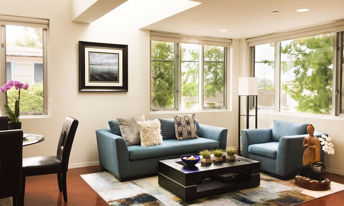 Sunset Park House | Chic Serenity in the Heart of Santa Monica - Walking Distance to the Beach