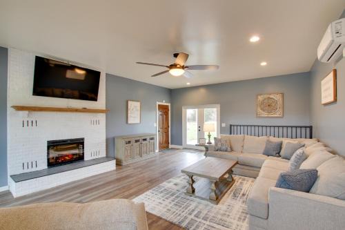 Ste Genevieve House | Chic Ste Genevieve Home w/Nice Interior Amenities