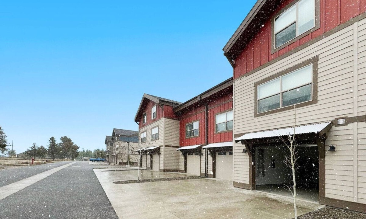 McCall Villa | Chic Townhome in McCall, Walking Paths