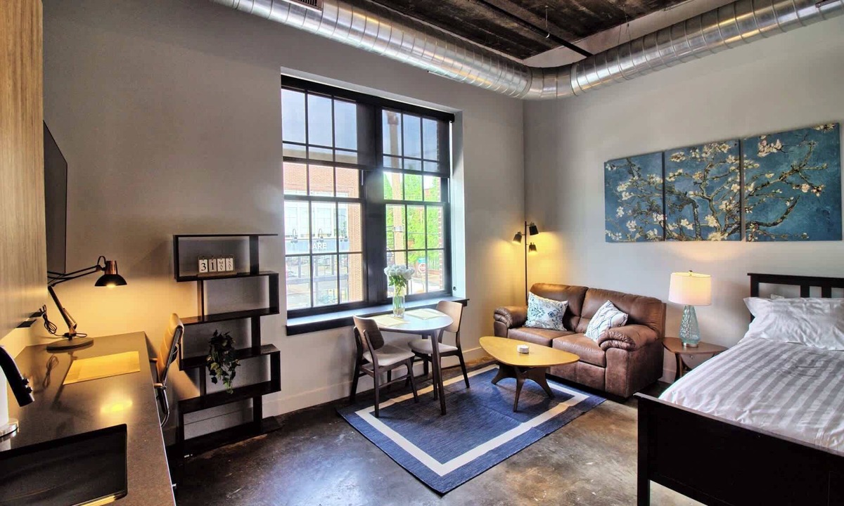 Midtown Hotel | Chic Ultramodern Studio Loft w/Designer Features