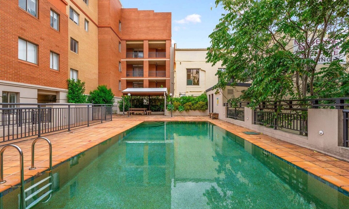 Camperdown Apartment | Chic Urban Escape in Vibrant Camperdown