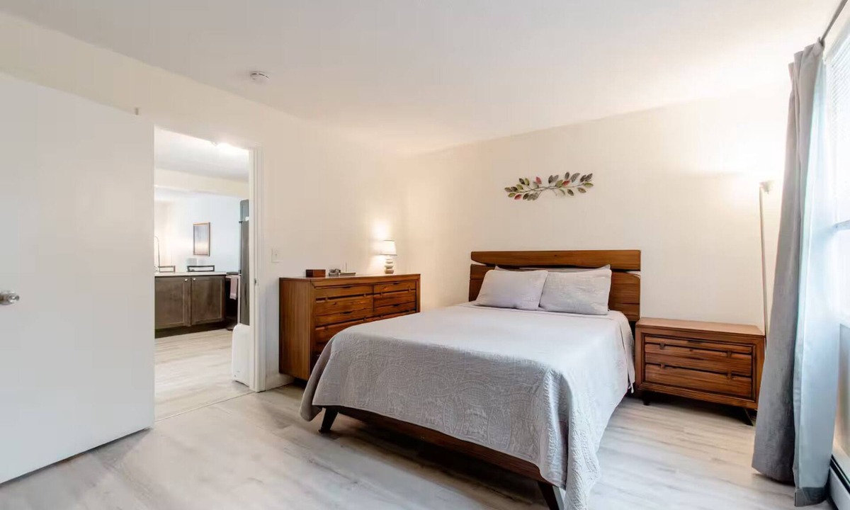 New Britain Apartment | Chic with Recliner - Webster Hill Suite 1W [Request Xtra Bed]