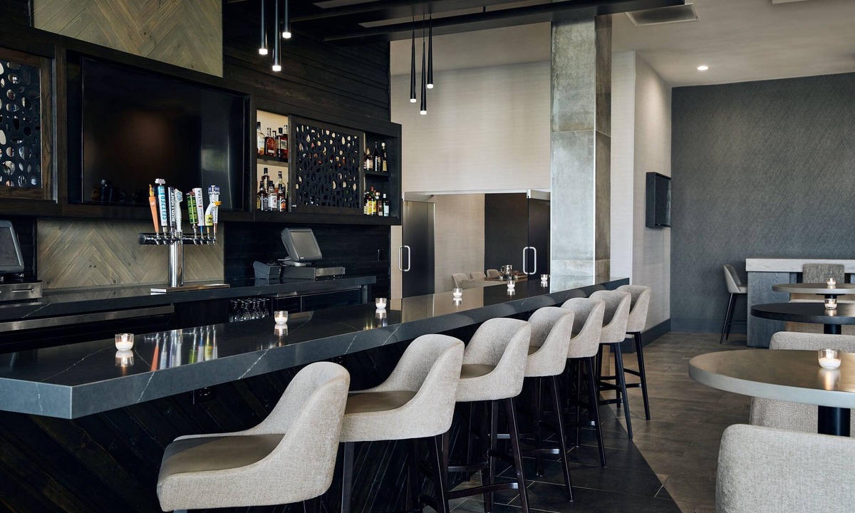 Oak Brook Hotel | Chicago Marriott Oak Brook