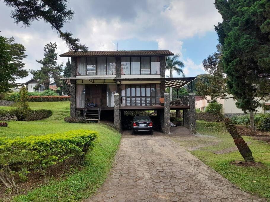 Parongpong Villa | Chill-a-bit (that's why we name it cileubit)