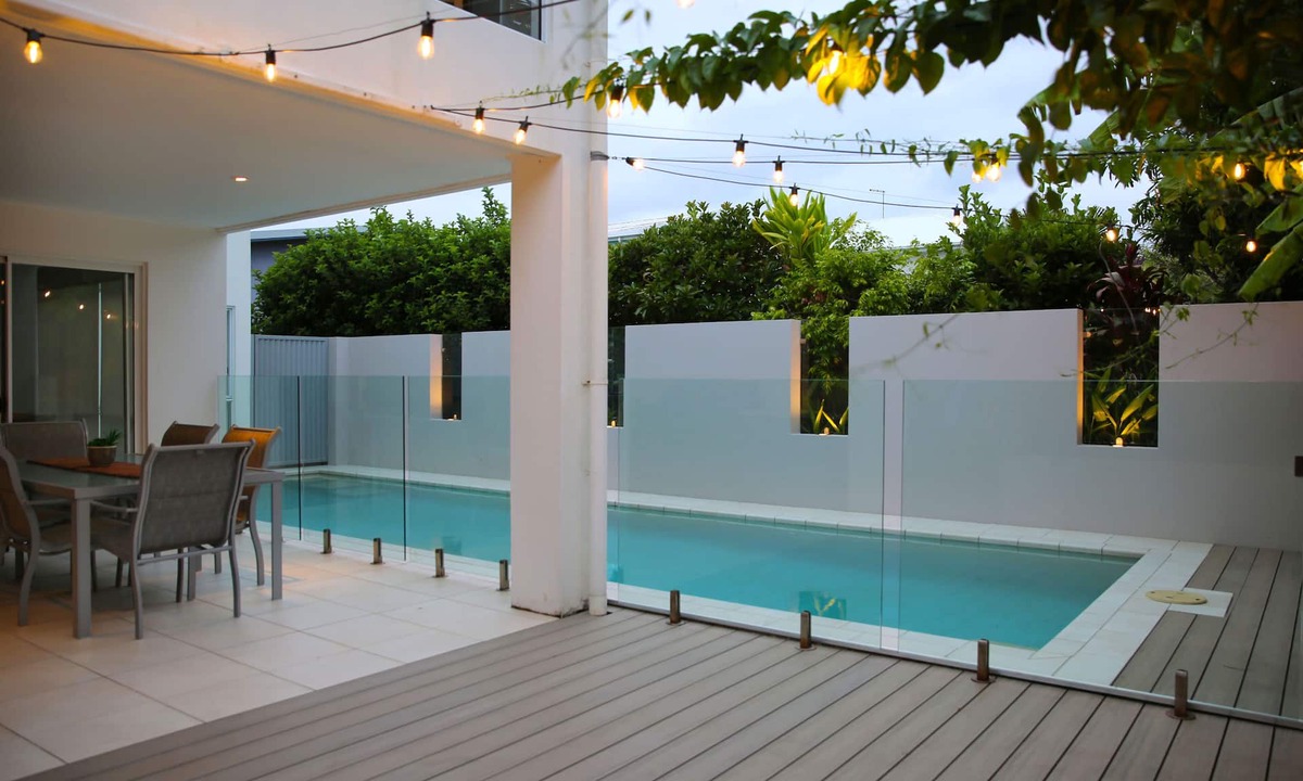 Sunshine Coast House | Chill at Moffat Beach