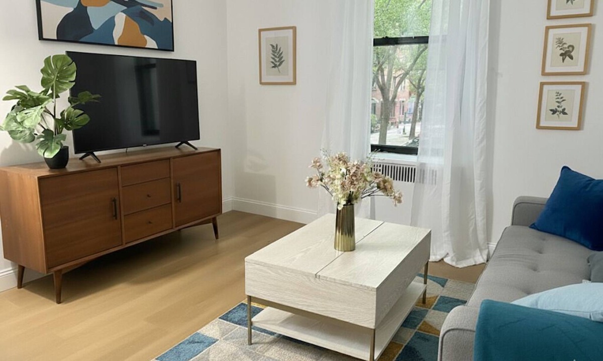 Greenwich Village Apartment | Chill in the Village