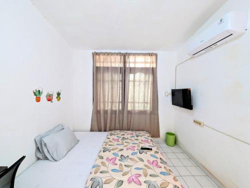 Tanjungsari House | Chill-Inn Sukomanunggal Syariah