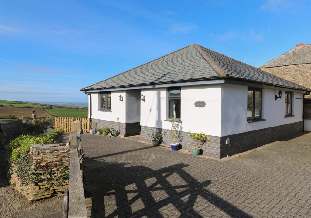 Trewarmett House | Chilowan