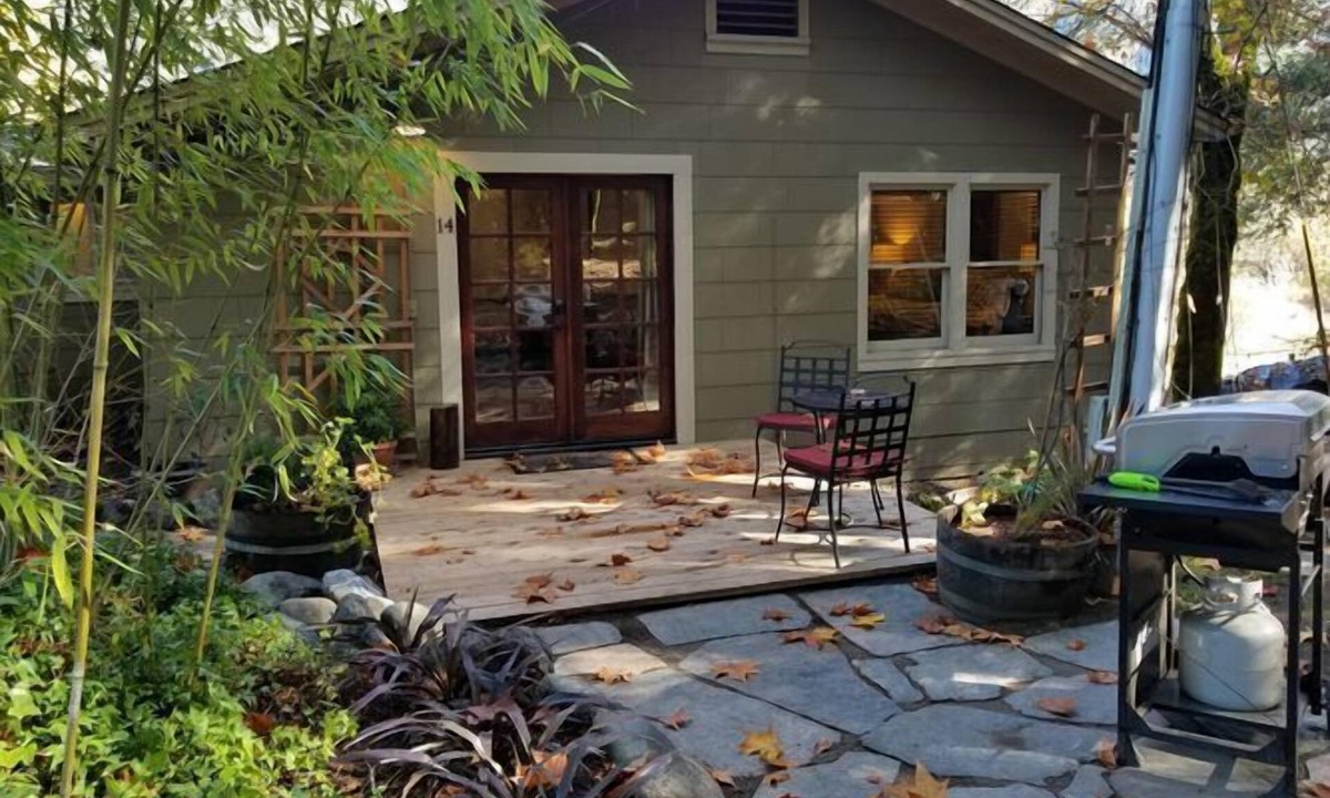 Willow Creek Cottage | China Creek Cottages