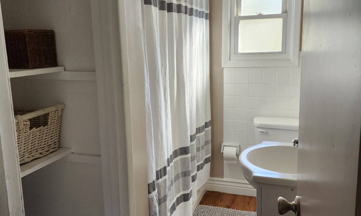 Sharonville House | Chipmonk Holler Home Page
