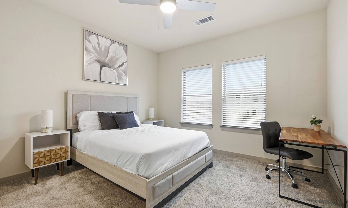 Cleburne Apartment | Chisholm Trace 1236 I Spacious 1 Bed 1 Bath