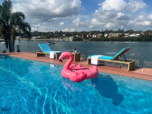 Chiswick House | Chiswick Waterfront Retreat