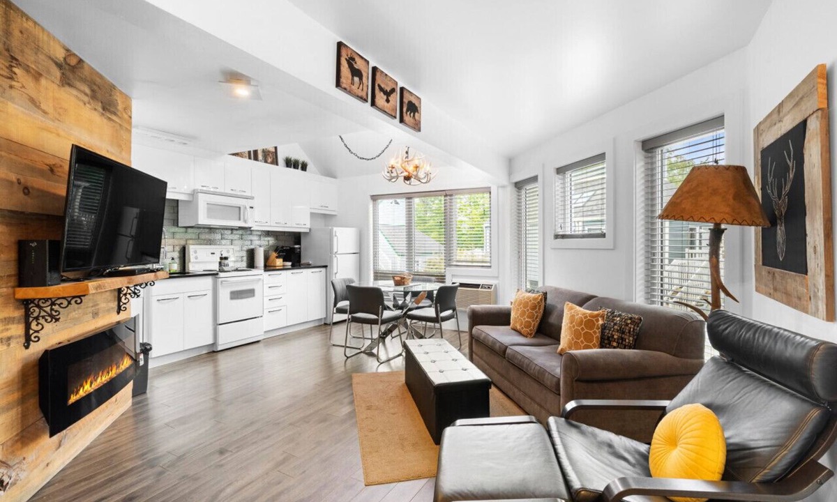 Mont-Tremblant Pedestrian Village Condo | Chouette 2039 Tremblant Ski In/Out