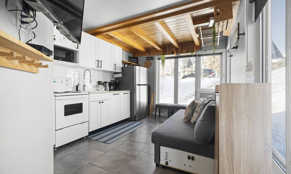 Mont-Tremblant Condo | Chouette Tremblant Ski In/Out Pedestrian Village
