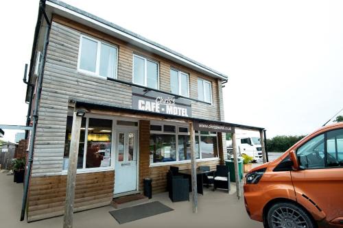 Lacey Green Hotel | Chris's Motel