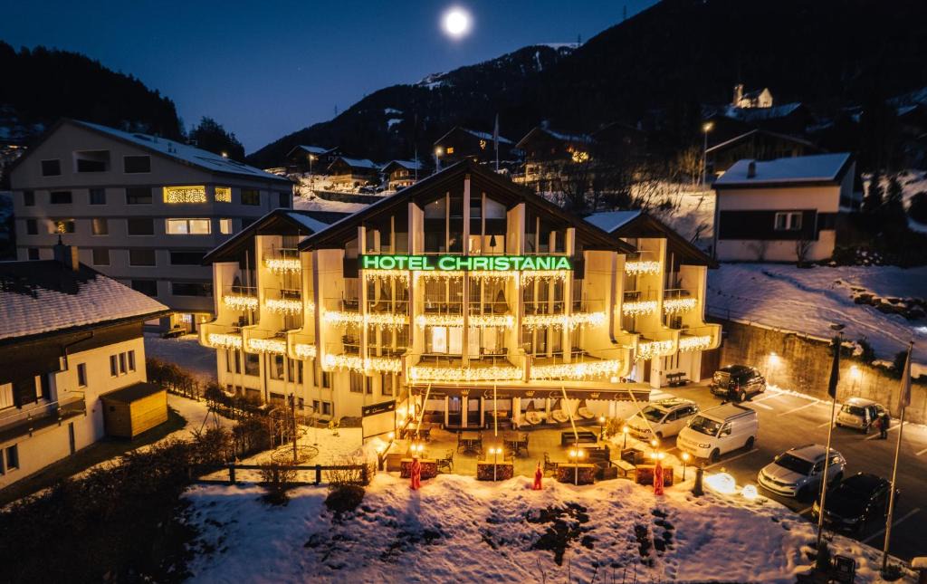Fiesch Hotel | CHRIStania
