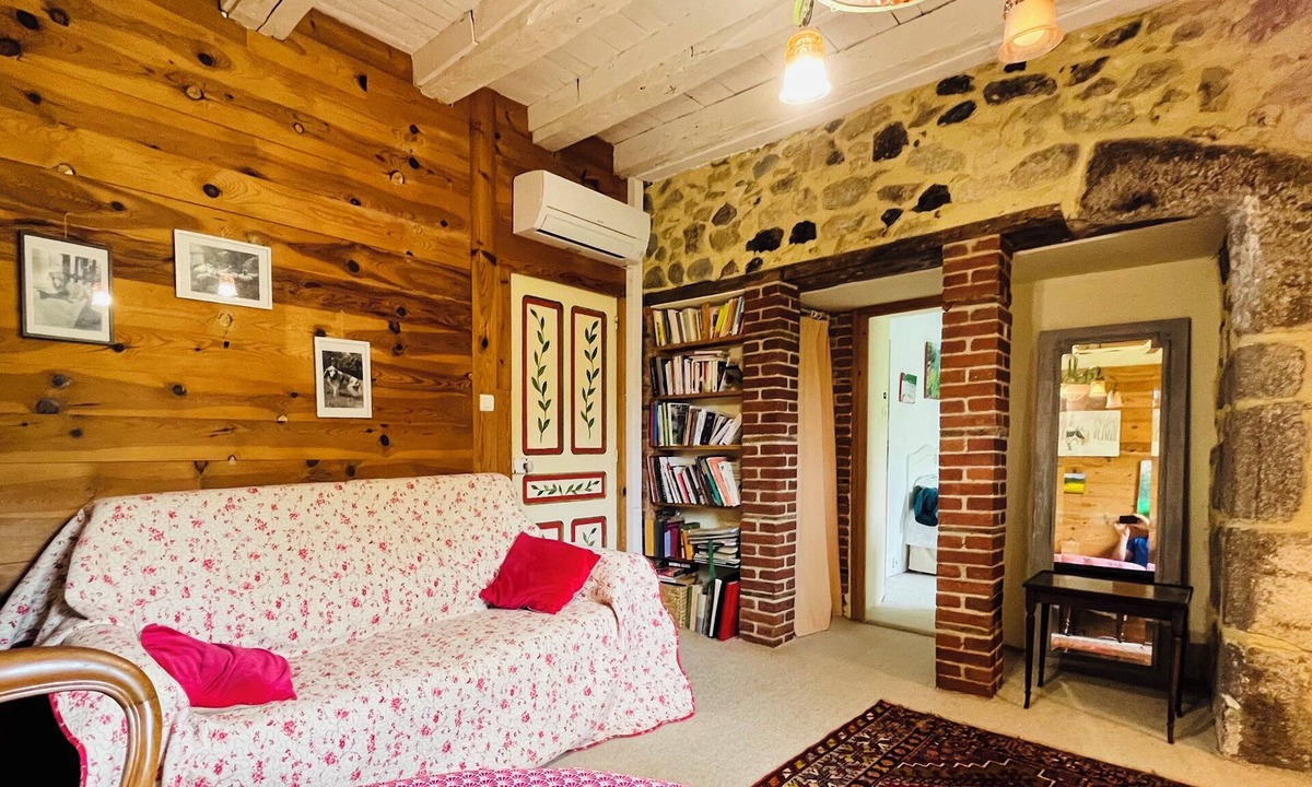 Saint-Mamet-la-Salvetat House | Christine's B&B