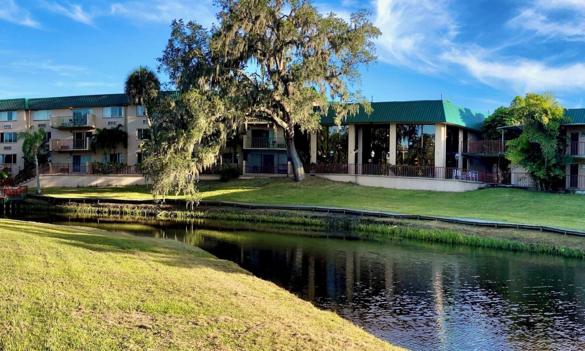 Braden River Cabin | Christian Retreat Conference Center