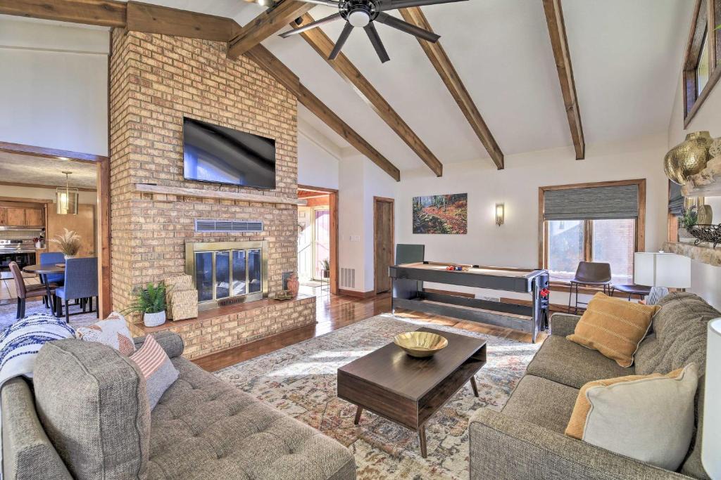 Christiansburg House | Christiansburg Home ~ 12 Mi to Virginia Tech!