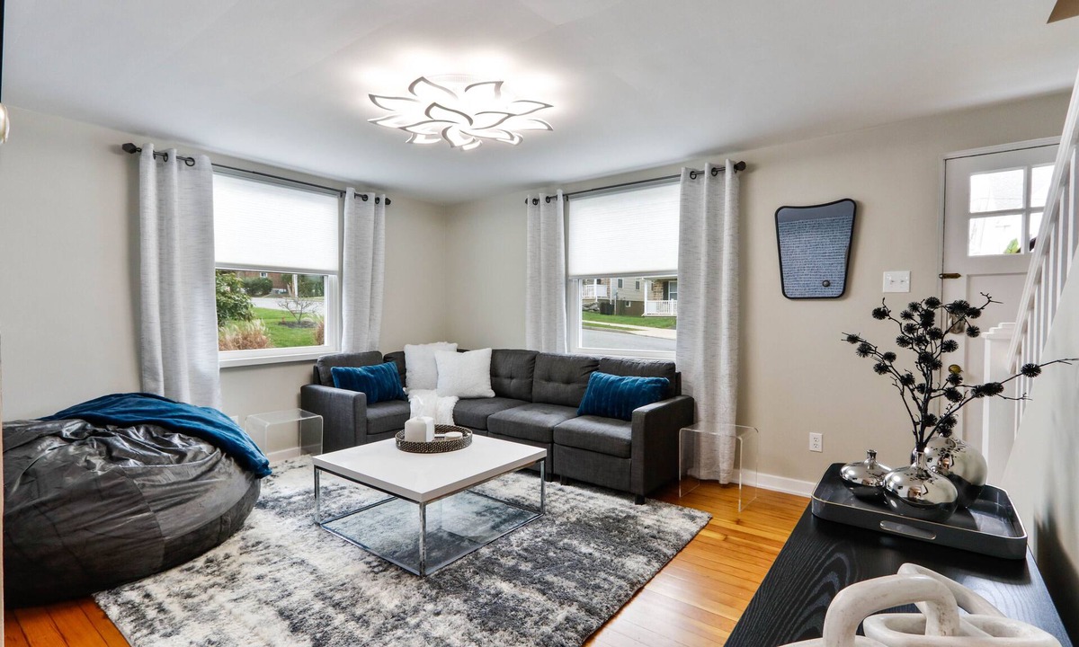 Bethlehem House | Christmas City Cottage