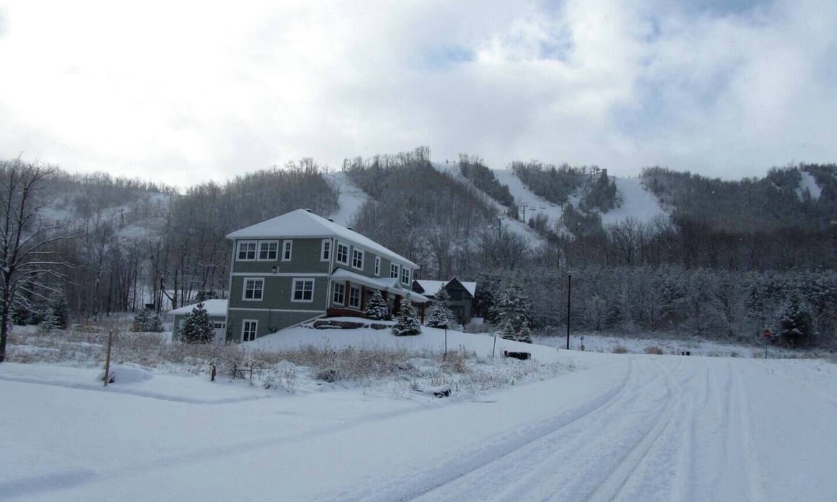 Craigleith Apartment | Christmas Season Getaway in Blue Mountains