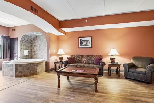 Wisconsin Dells Apartment | Chula Vista Condo Unit #2323