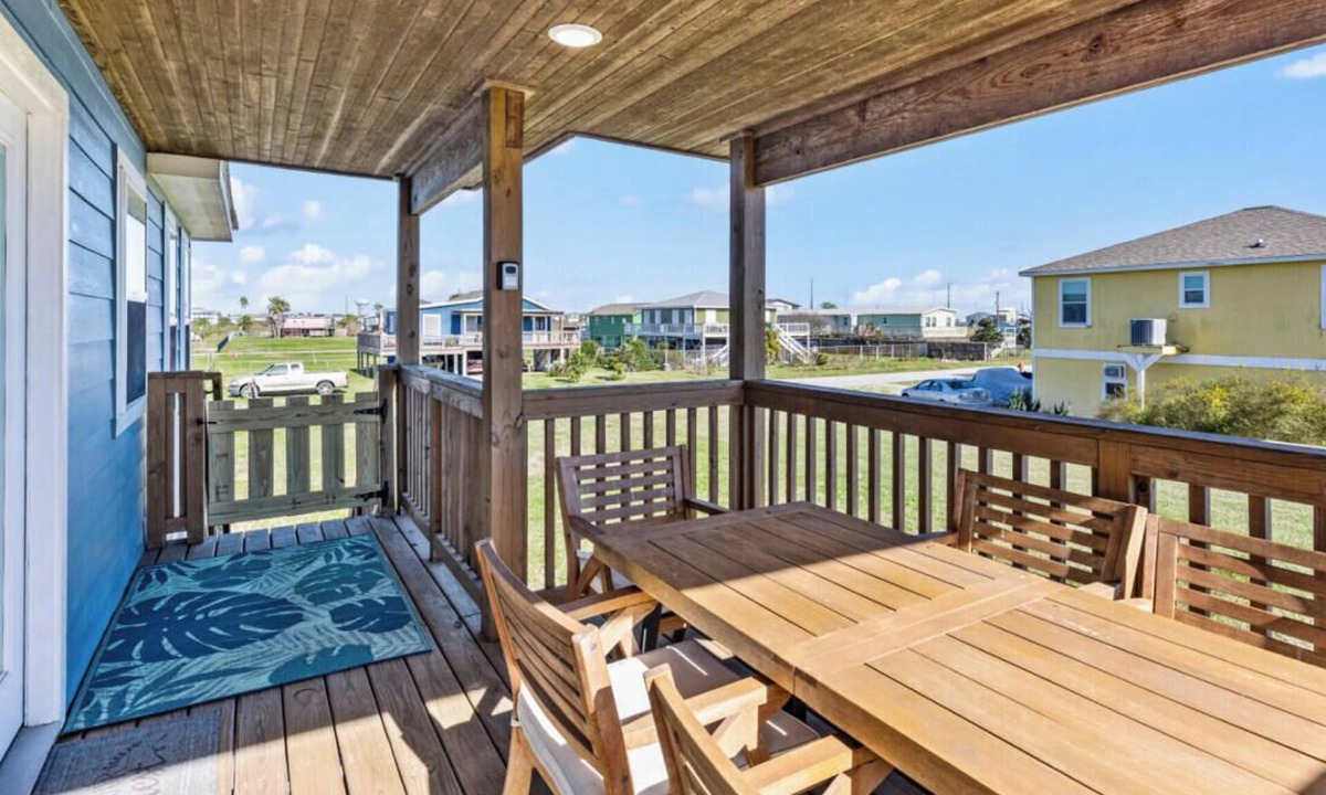 Galveston House | Chulavista- Cozy/Close to beach!