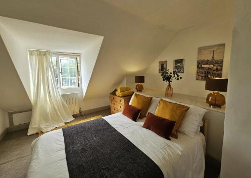 Halstead House | Church Cottage